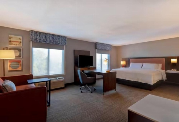 Hampton Inn & Suites Rohnert Park - Sonoma County image 28